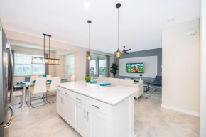 3151-207NC STOREY LAKE, CONDO 2/2 LAKE VIEW
